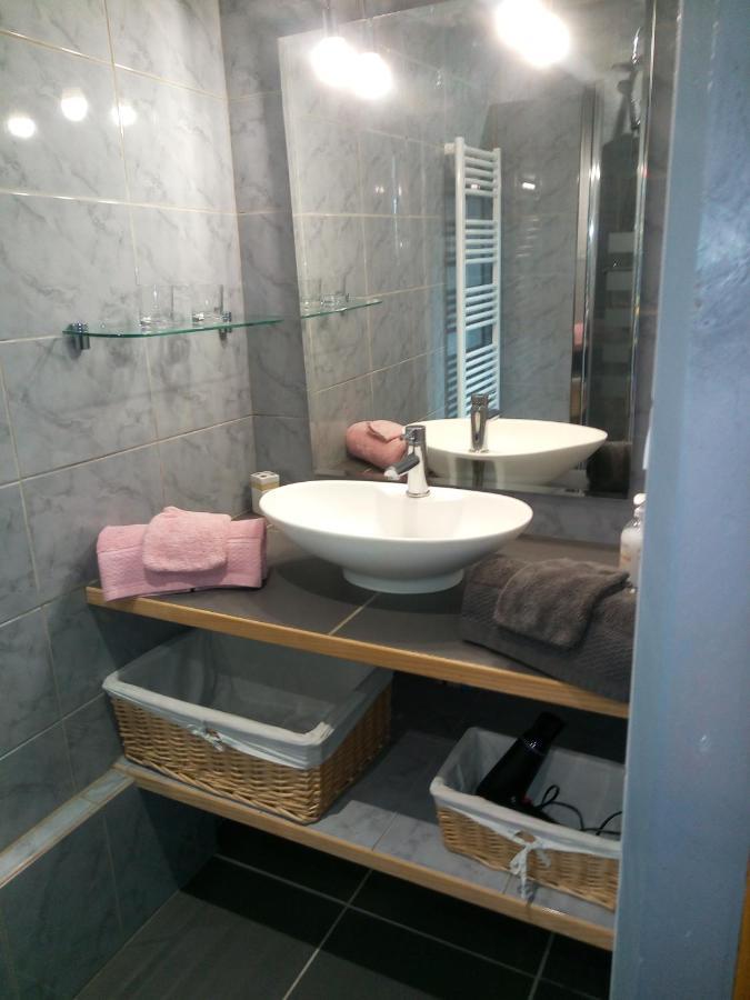 87620 La Chambre Du Clos Barriant Sereilhac Buitenkant foto